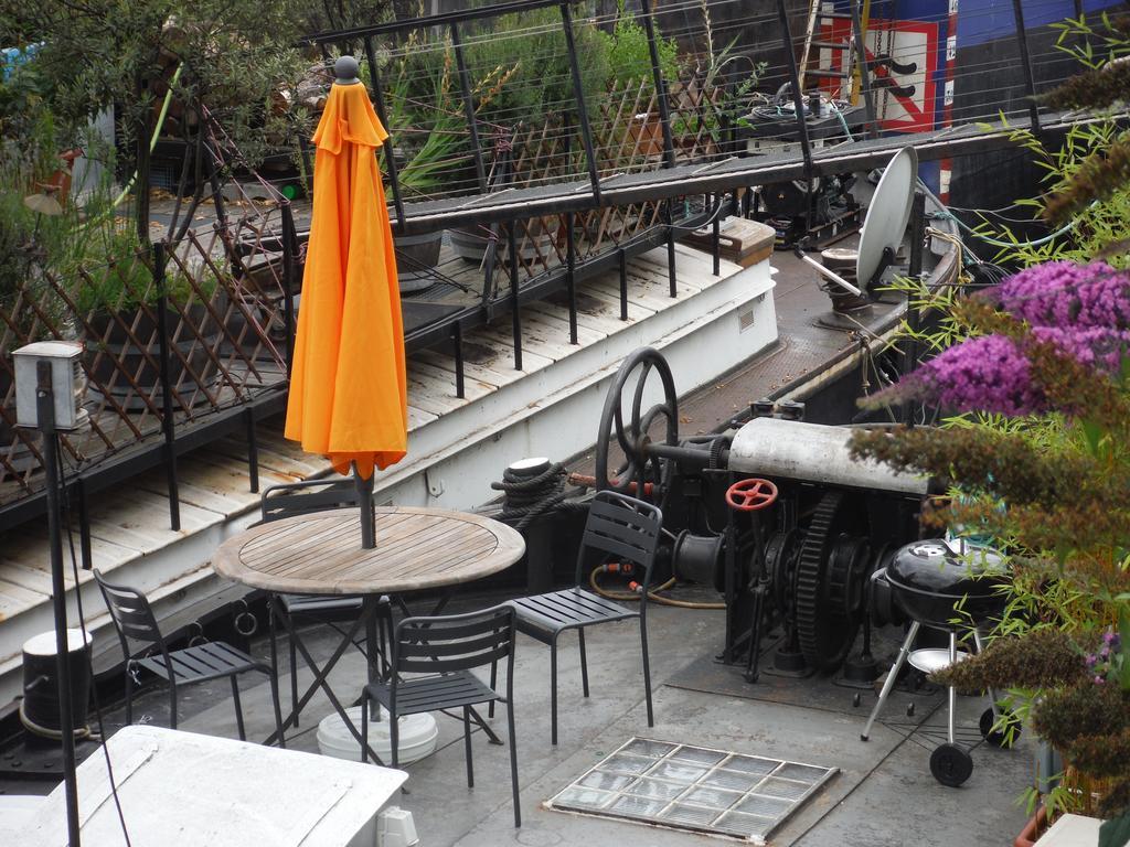 Peniche - Le Nenuphar Hotel Paris Bagian luar foto